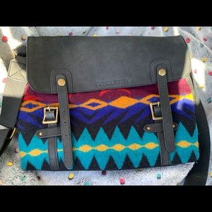 Pendleton Messenger/Laptop bag.
